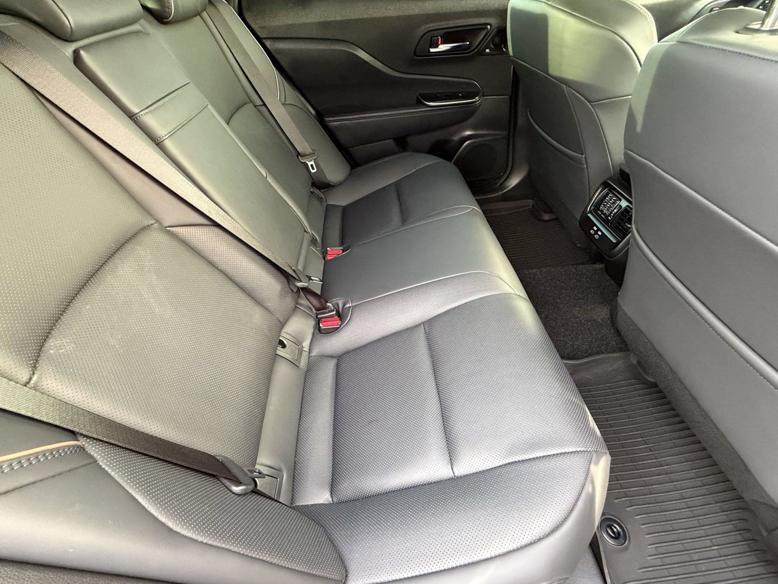 Certified 2023 Toyota Crown Platinum AWD/4WD image 33