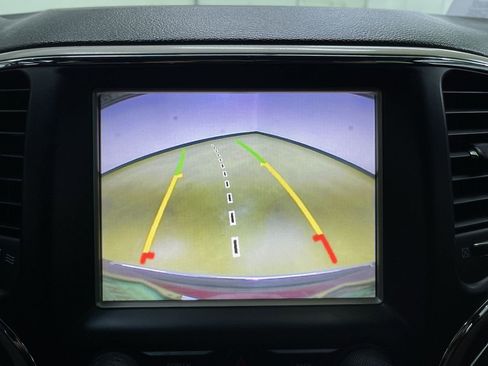 Used 2014 Jeep Grand Cherokee Limited image 22