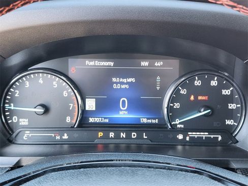 Certified 2022 Ford Explorer ST-Line w/ Class IV Trailer Tow Package image 33