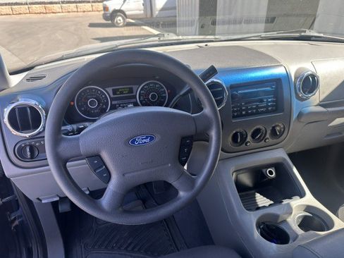 Used 2006 Ford Expedition XLT AWD/4WD image 7