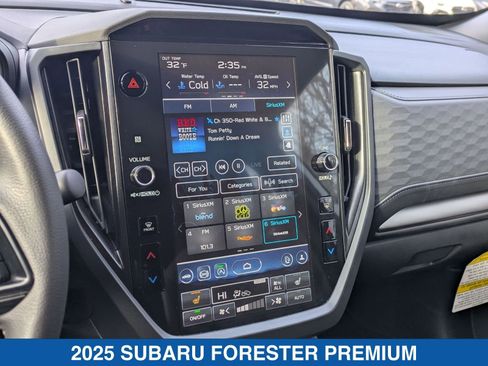 Certified 2025 Subaru Forester Premium image 23