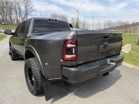 Used 2022 RAM 3500 Limited image 9