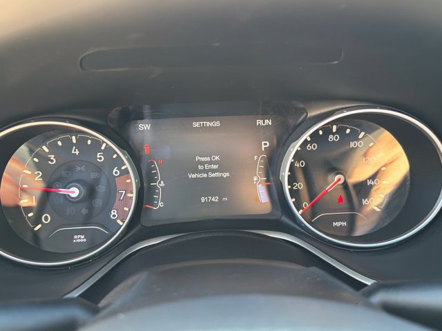 Used 2018 Jeep Compass Limited AWD/4WD image 25