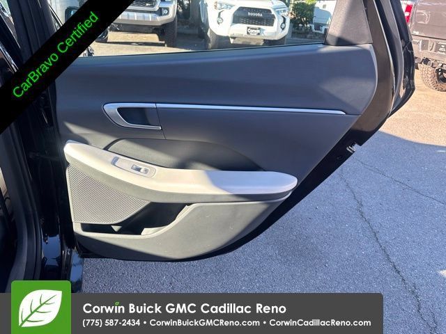Used 2025 Hyundai Sonata SEL FWD image 36