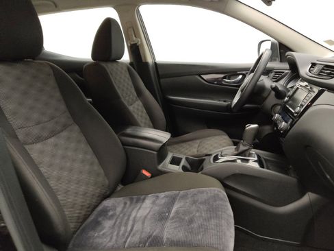 Used 2020 Nissan Rogue Sport SV FWD image 21