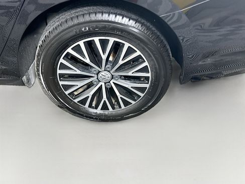 Used 2020 Volkswagen Jetta SE FWD image 11