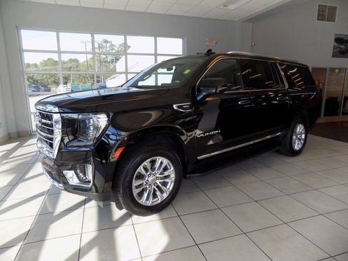 Used 2024 GMC Yukon XL SLT image 7