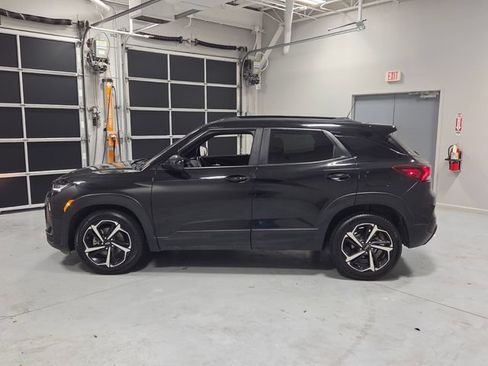 Used 2022 Chevrolet TrailBlazer RS FWD image 4