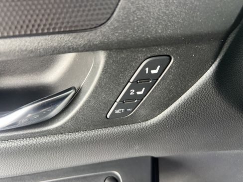 Used 2025 Honda CR-V Sport-L image 23