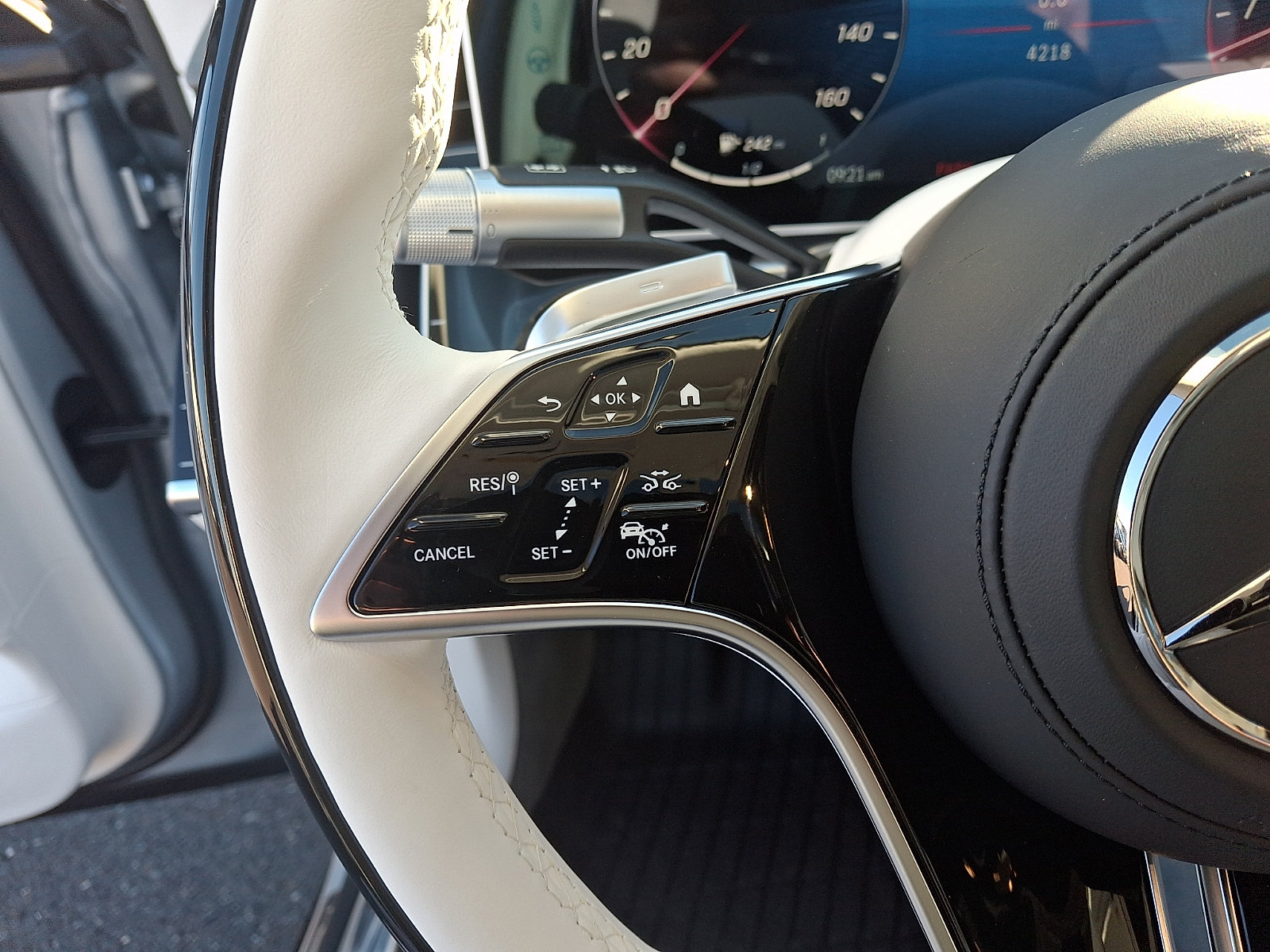 Used 2024 Mercedes-Benz Maybach S 680 4MATIC image 21