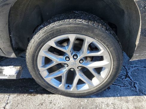 Used 2018 Cadillac Escalade ESV Platinum image 36