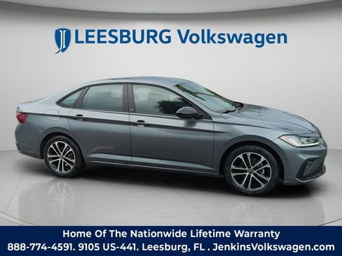 New 2026 Volkswagen Jetta Sport FWD image 2