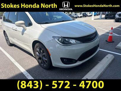 Used 2020 Chrysler Pacifica Touring w/ S Appearance Package