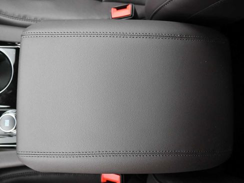 New 2026 Ford Explorer Platinum image 42