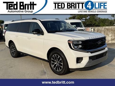Used 2025 Ford Expedition Max Platinum AWD/4WD image 1
