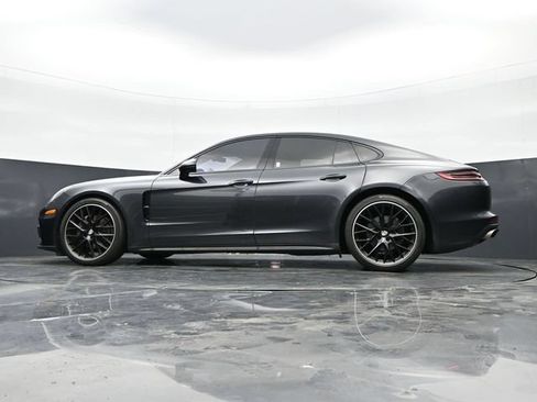 Used 2020 Porsche Panamera 4 AWD/4WD image 47