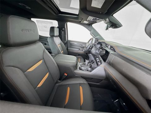 New 2026 GMC Sierra 1500 AT4 w/ AT4 Premium Package image 24