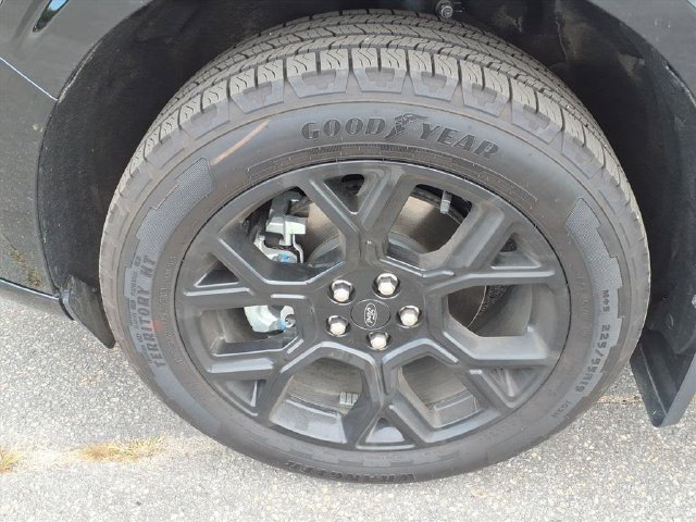 Used 2025 Ford Maverick Lobo AWD/4WD image 9