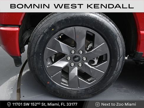 Used 2023 Ford F150 Lightning Lariat w/ Max Trailer Tow Package image 9