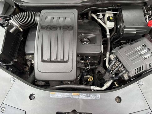 Used 2017 Chevrolet Equinox LT w/ Convenience Package FWD image 12