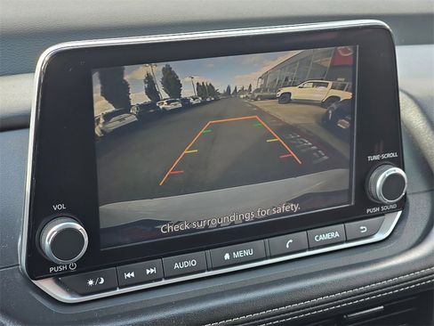 Certified 2024 Nissan Rogue S image 22