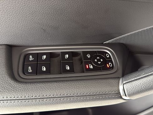 Used 2021 Porsche Cayenne S AWD/4WD image 13
