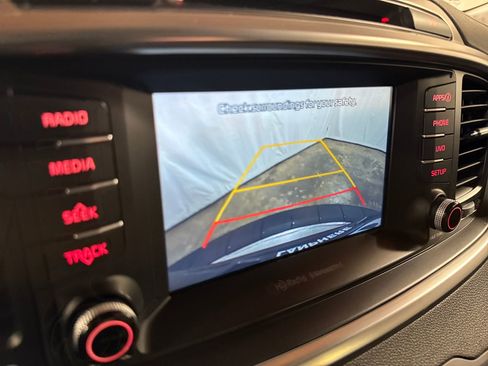 Used 2017 Kia Sorento EX image 20