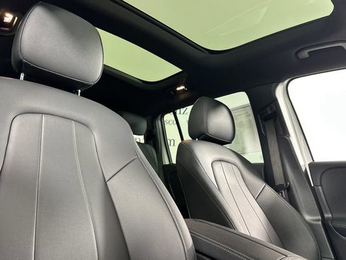 Certified 2023 Mercedes-Benz EQB 300 4MATIC image 21