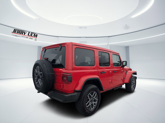 Certified 2026 Jeep Wrangler Unlimited Sahara AWD/4WD image 3