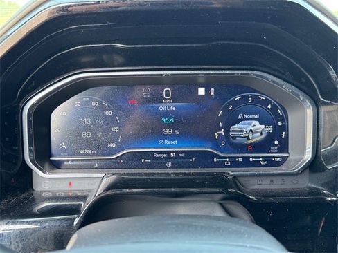 Used 2022 Chevrolet Silverado 1500 ZR2 w/ Technology Package image 18