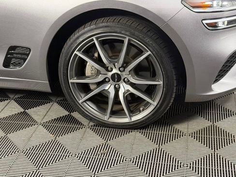 Used 2025 Genesis G70 2.5T image 7