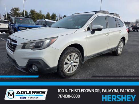 Used 2019 Subaru Outback 2.5i Premium w/ Popular Package #2 image 1