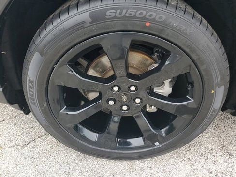 Used 2023 Ford Explorer ST-Line w/ Class IV Trailer Tow Package image 5