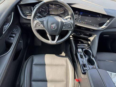 Used 2023 Buick Envision Essence image 6