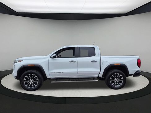 New 2026 GMC Canyon Denali AWD/4WD image 2