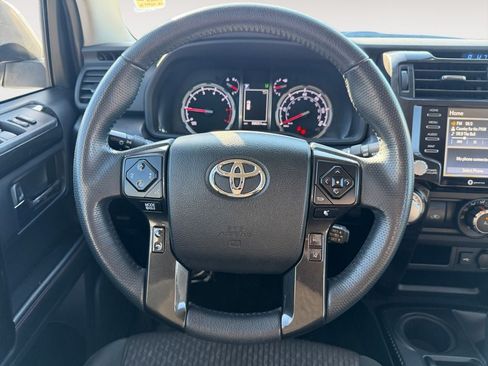 Used 2020 Toyota 4Runner TRD Off-Road AWD/4WD image 13