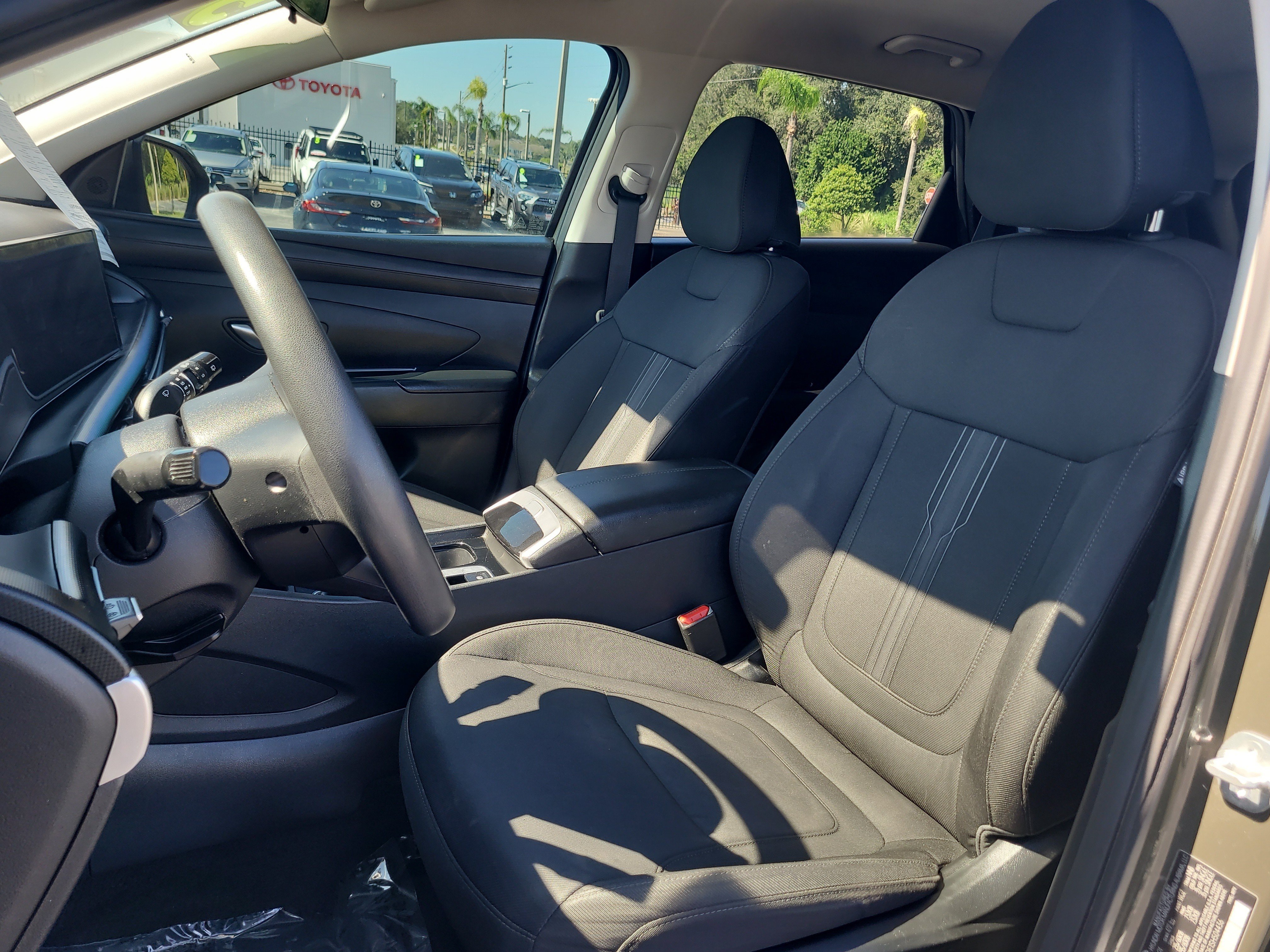 Used 2025 Hyundai Tucson SEL FWD image 21