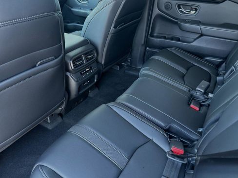 New 2025 Honda Pilot EX-L image 10