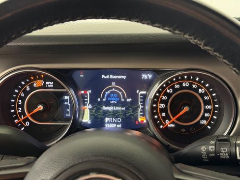 Used 2021 Jeep Wrangler Unlimited Sport AWD/4WD image 16