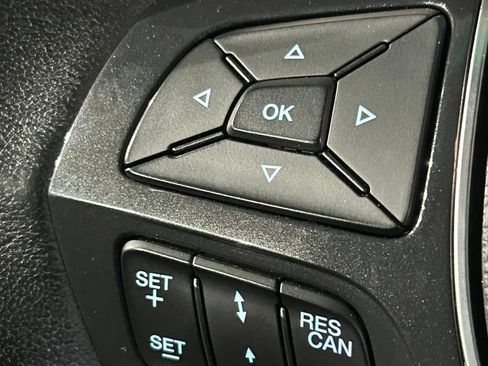 Used 2017 Ford Explorer Platinum AWD/4WD image 81