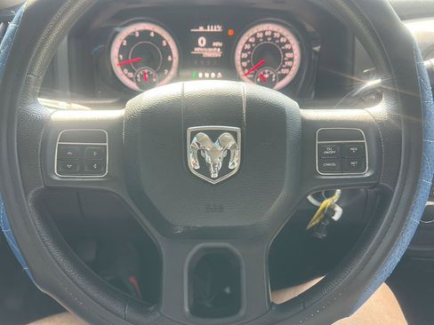 Used 2015 RAM 1500 Express AWD/4WD image 18