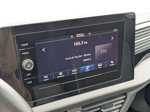 Used 2025 Volkswagen Jetta Sport image 23