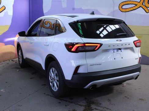 Used 2023 Ford Escape Active image 6