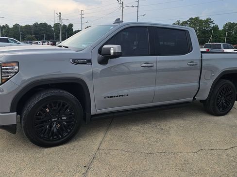 Used 2024 GMC Sierra 1500 Denali Ultimate AWD/4WD image 3