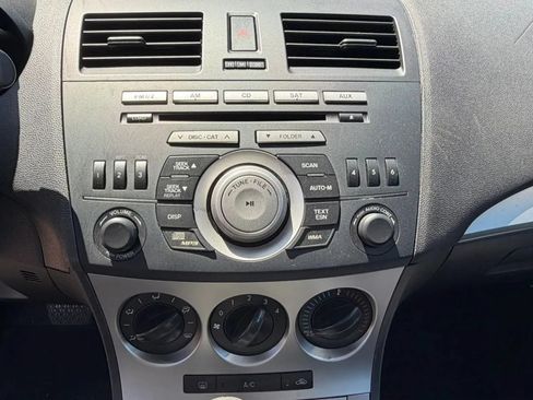 Used 2010 MAZDA MAZDA3 s Sport FWD image 17