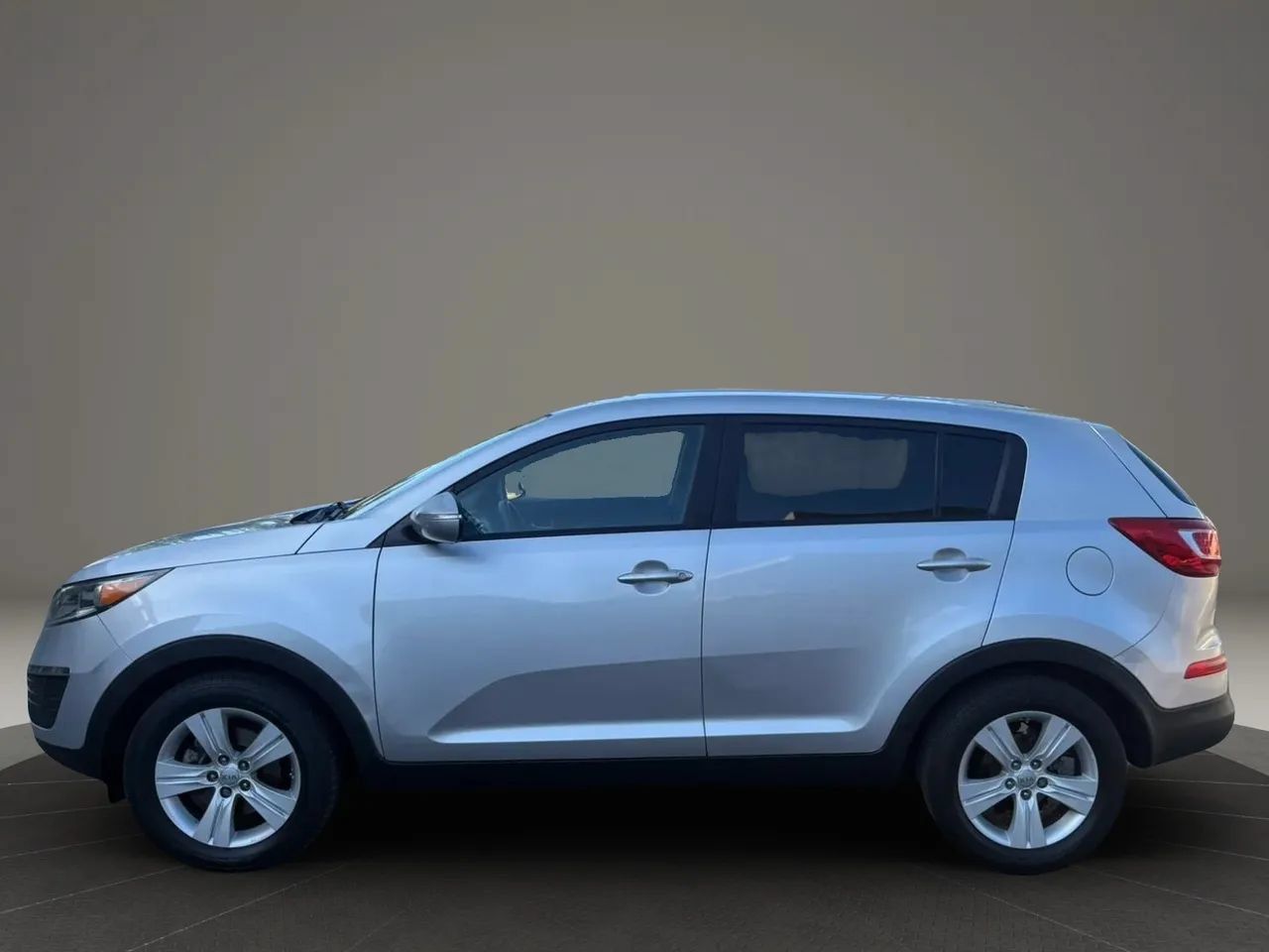 Used 2013 Kia Sportage LX FWD image 9