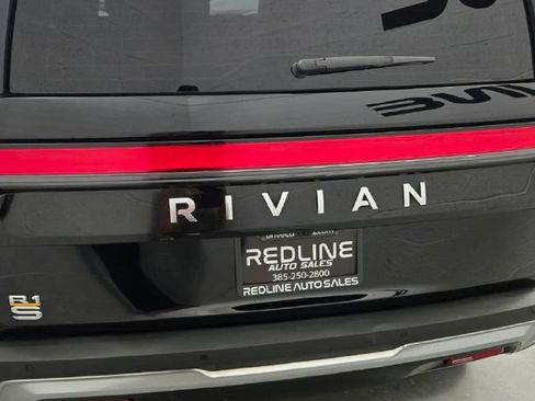 Used 2023 Rivian R1S Adventure AWD/4WD image 10