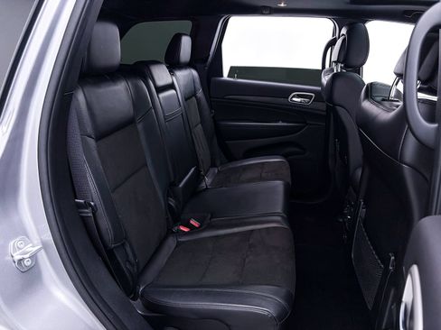 Used 2021 Jeep Grand Cherokee Laredo X AWD/4WD image 36