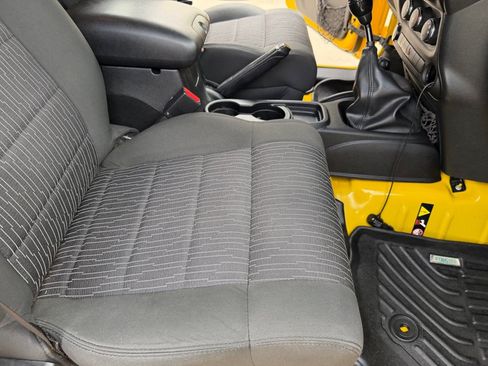 Used 2011 Jeep Wrangler Unlimited Sport AWD/4WD image 25