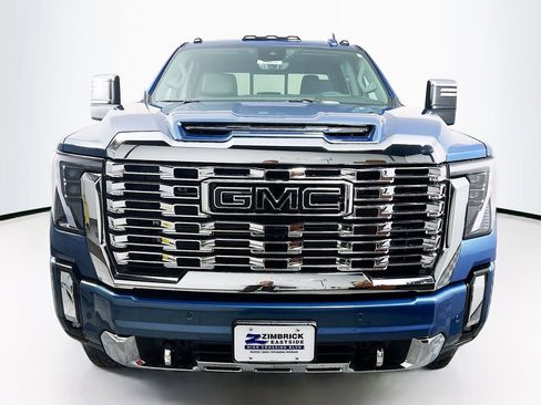 New 2026 GMC Sierra 3500 Denali w/ Denali Reserve Package image 2